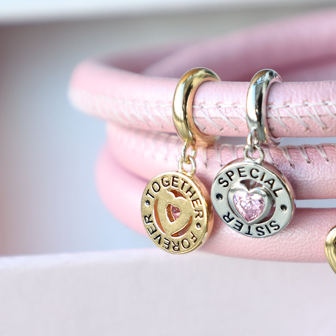 Christina Special Sister charm i forgyldt sølv – model 610-G117 – billede 3