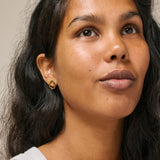 Enamel - Forgyldt DAPHNE ørestik - Model: E380G