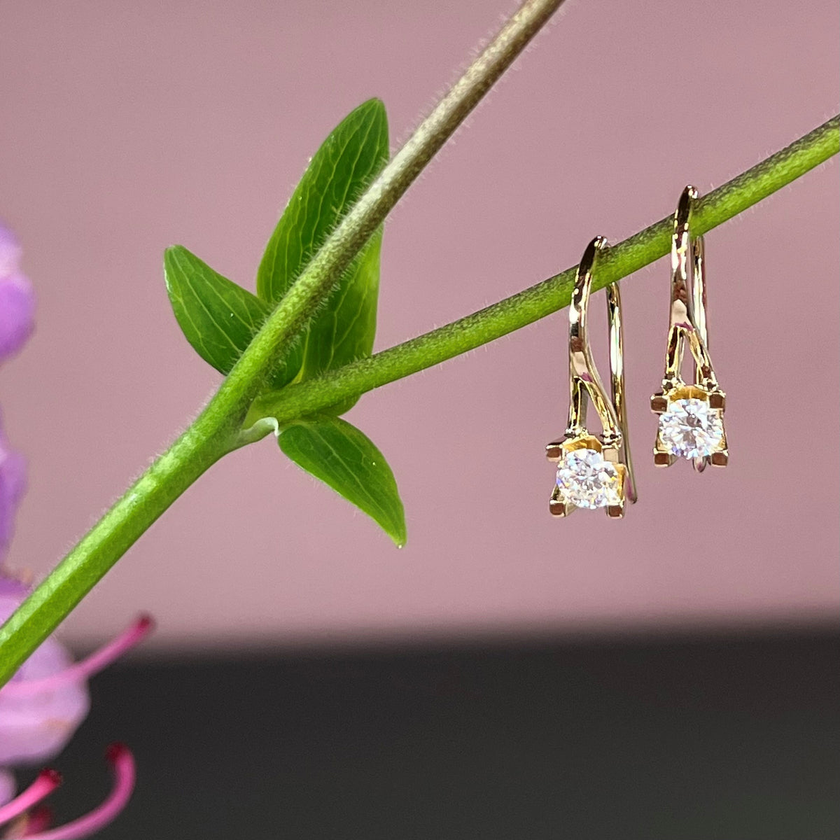 Scrouples - Kleopatra diamant ørehænger med diamant 0,40 w/si, 14 kt. rødguld - Modelnr.: 1125,40