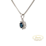 14kt diamant hvidguld vedhæng m. safir + 10x0,014 brillanter - Model: 20-22137