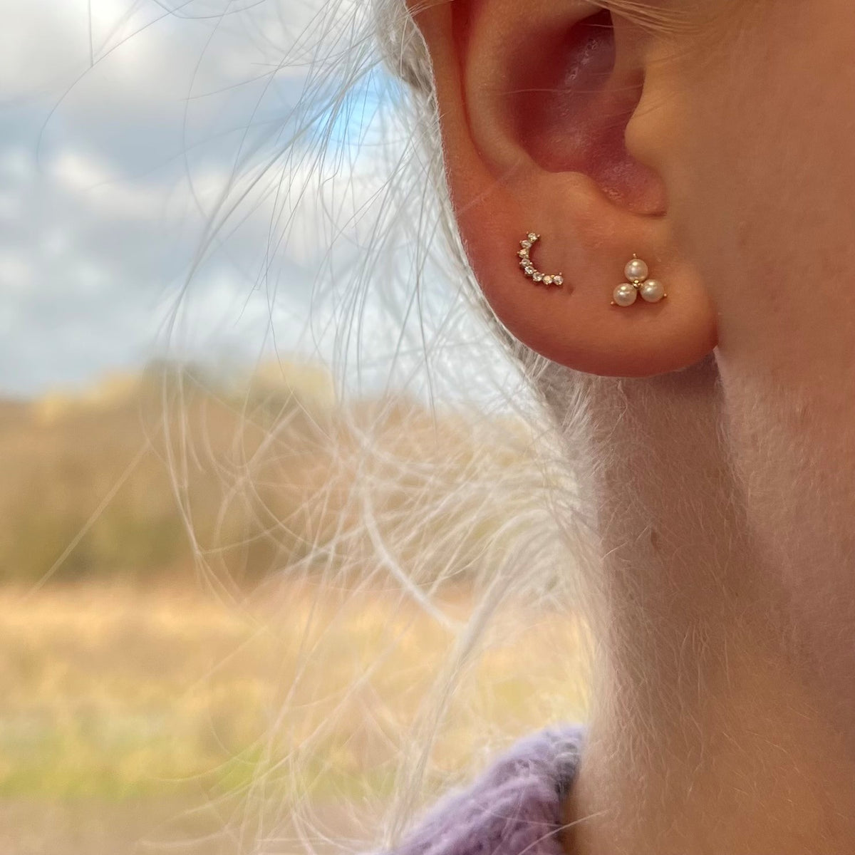 Scrouples - 8 kt. ørestikker med ferskvandsperle - Model: 121543