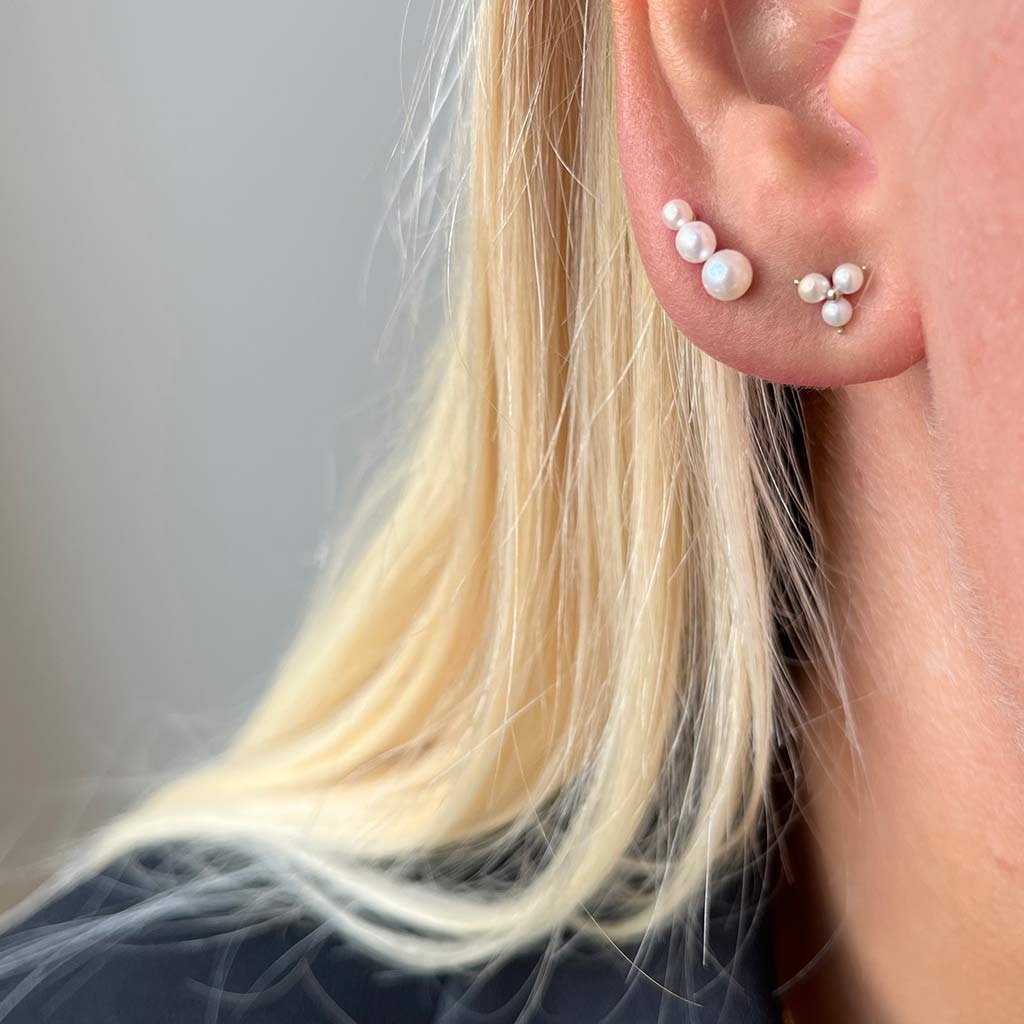 Scrouples - 8 karat ørestikker med ferskvandsperler - Model: 121553