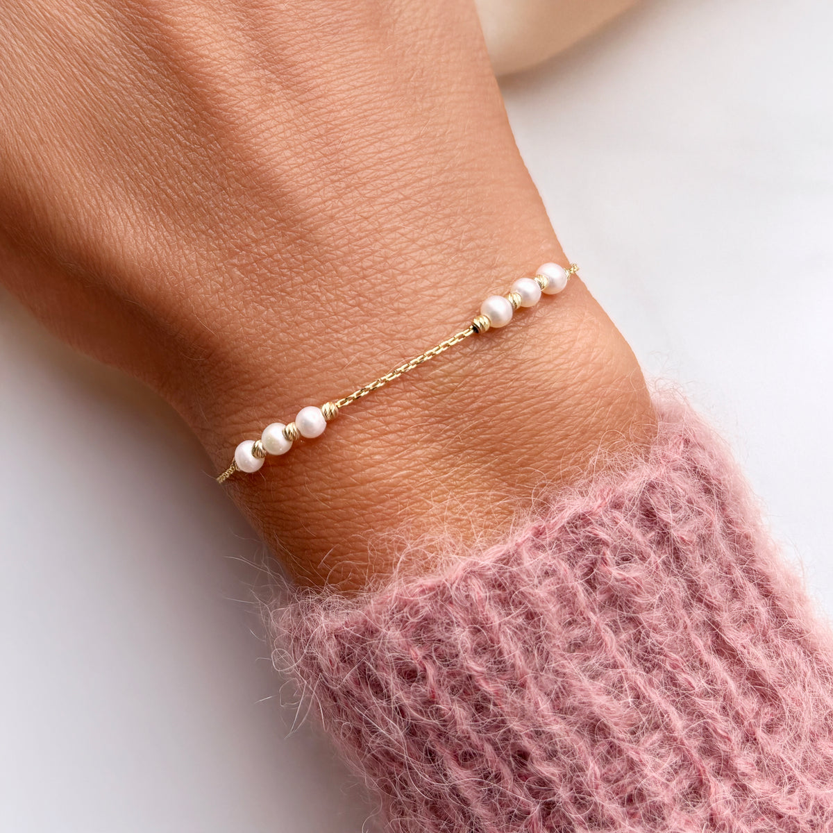 Scrouples - 8 kt. Guld armbånd med perler - Model: 34473A,M