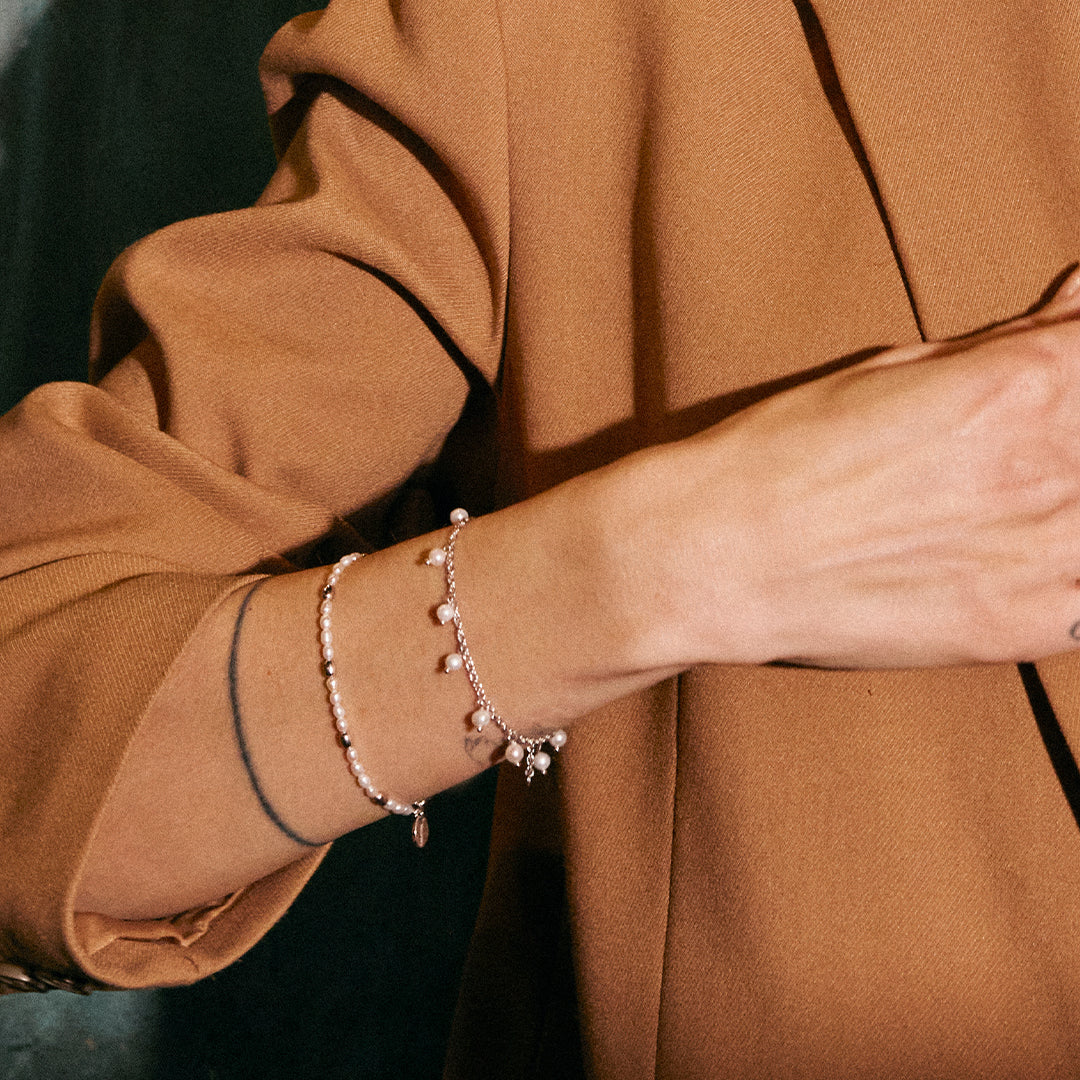 Christina Dangling Pearls armbånd i sølv – model 601-S47 – billede 3