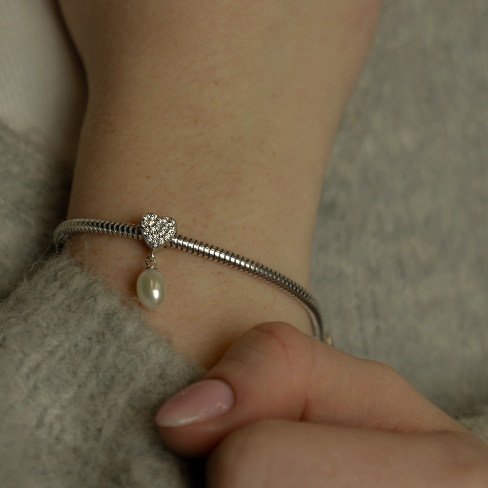 Christina Sparkling Heart hænger-charm 4 mm i sølv – model 623-S321 – billede 2