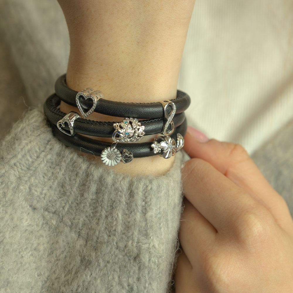 Christina Marguerit Bliss charm i sølv – model 630-S268 – billede 2
