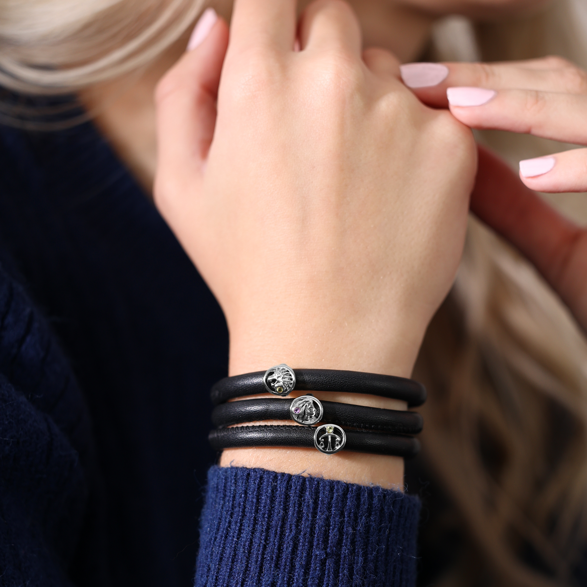 Christina Stjernetegn Vægt charm i sølv – model 630-S67-9 – billede 2