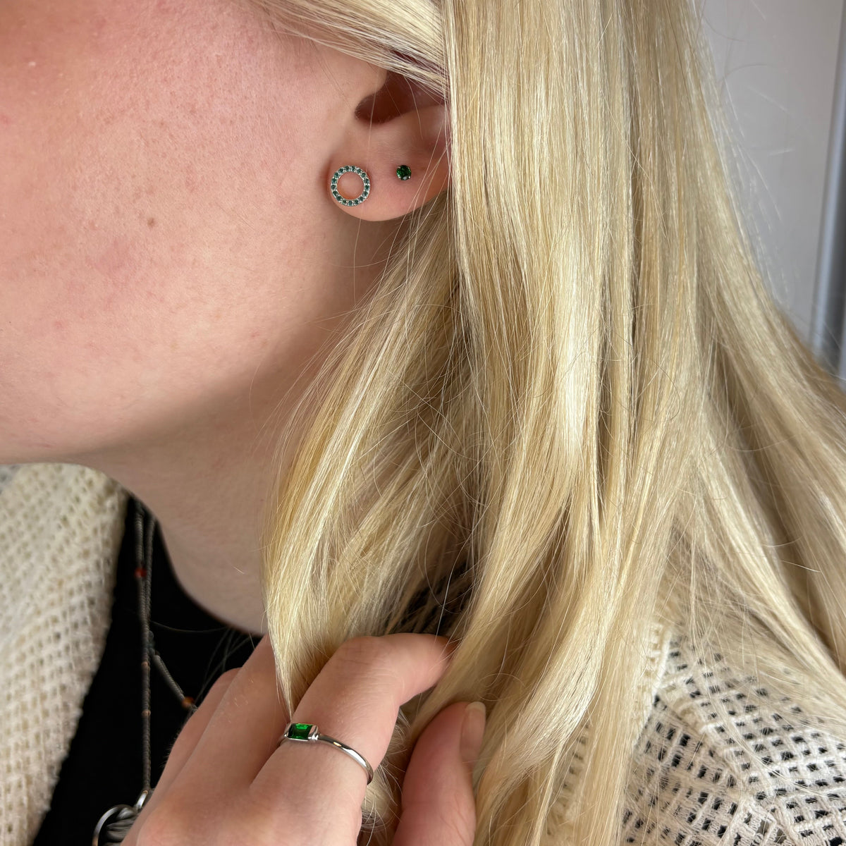 Christina Green Circles ørestikker i sølv – model 671-S118GREEN – billede 4