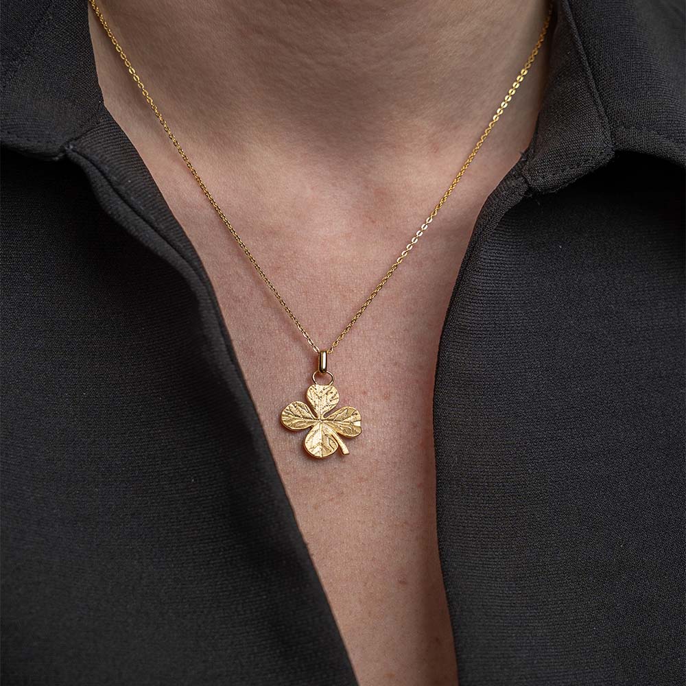 Christina Four Leaf Clover vedhæng i forgyldt sølv – billede 12