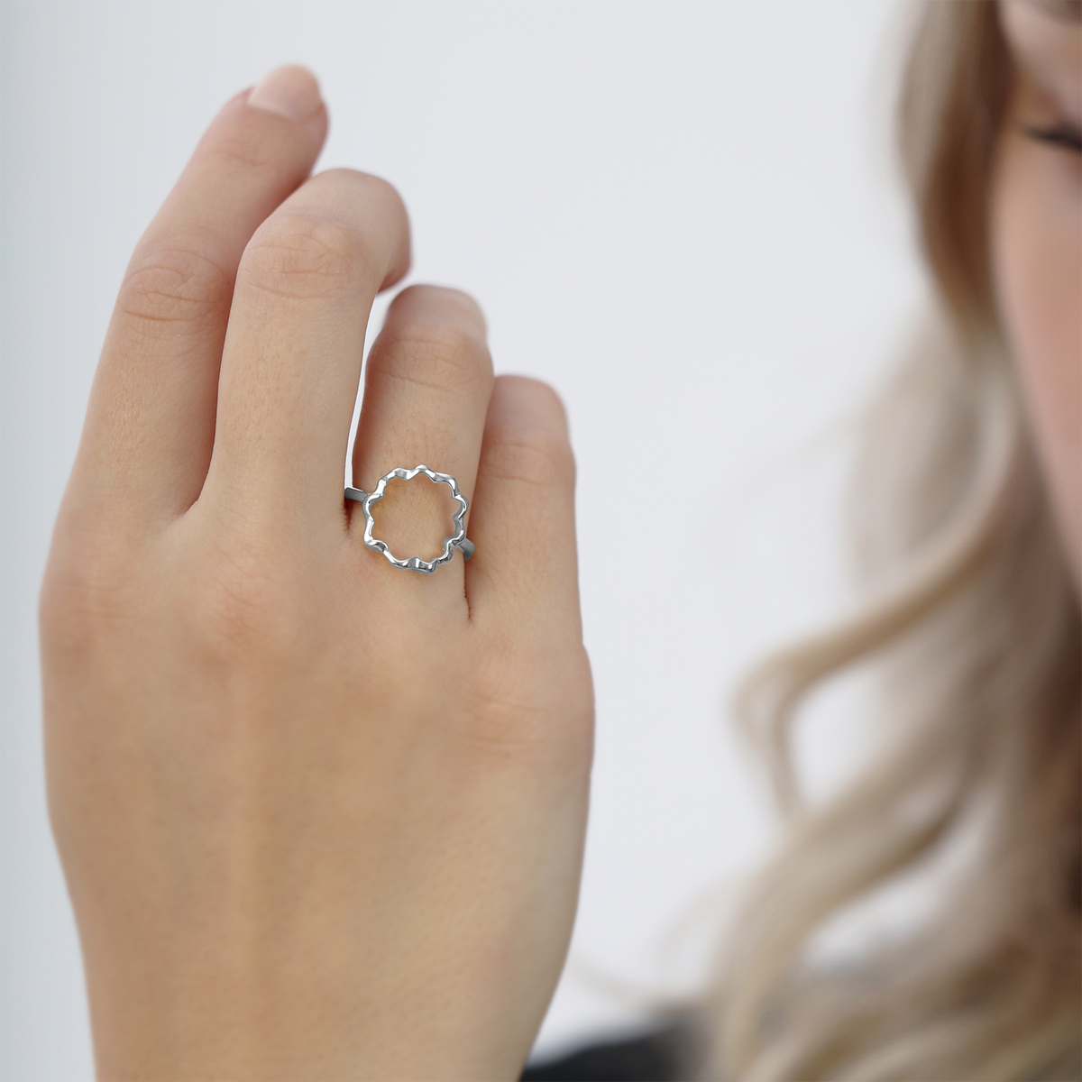 Christina Ocean Waves ring i sølv – model 800-2.26.A – billede 4
