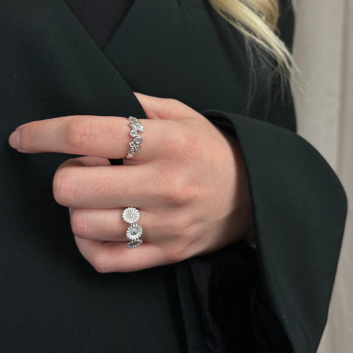 Christina Triple Marguerit ring i sølv – model 800-7.2.A – billede 5