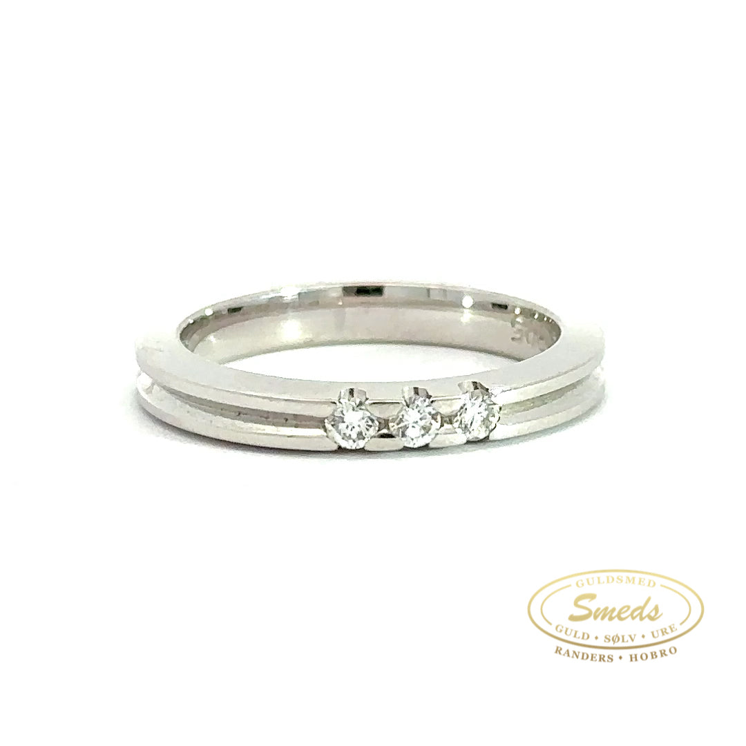 14 kt guldring m 3x0,05 ct wws