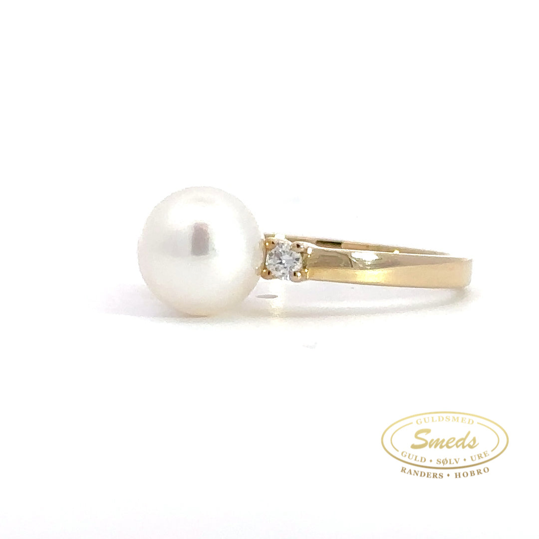 14kt Perle ring med diamant 0,10ct W/SI - Model: 40-22601