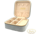 Smykkeskrin 10x10 cm - Lyseblå med forgyldt lynlån - Model: SK1003