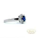 14 kt. Hvidguld roset ring med safir og brillanter 0,15ct tw/si - Model: 40-22574