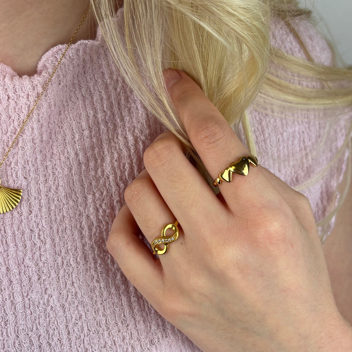 Christina Hearts for Ever ring i forgyldt sølv – model 800-2.18.B – billede 2