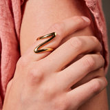 Sintridou - Ring med blank overflade i forgyldt stål - Model: ST710007
