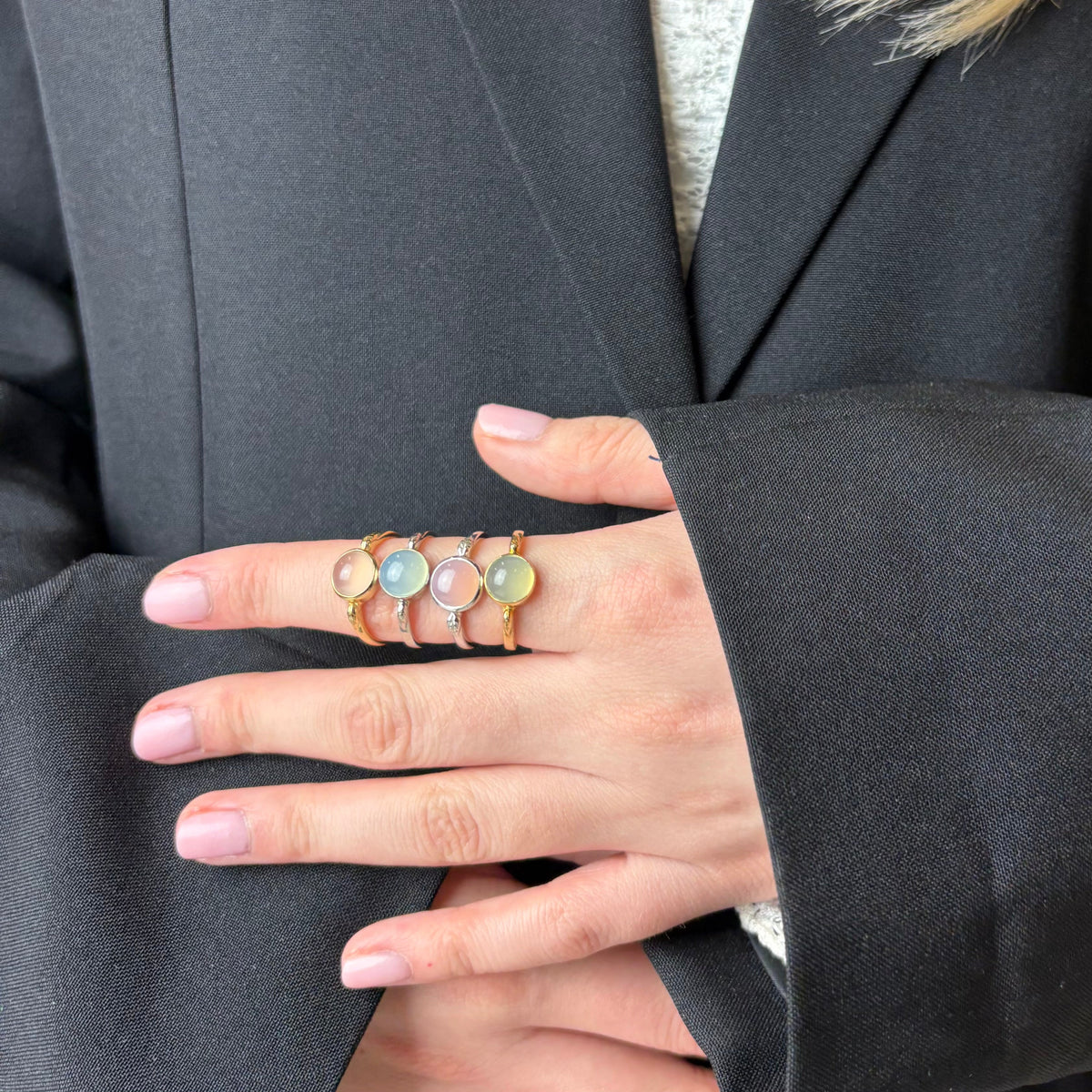 Christina Blue Chalcedony ring i forgyldt sølv – model 800-3.26.B – billede 4