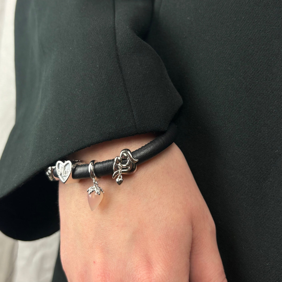 Christina A Mothers Love charm i sølv – model 630-S260 – billede 2
