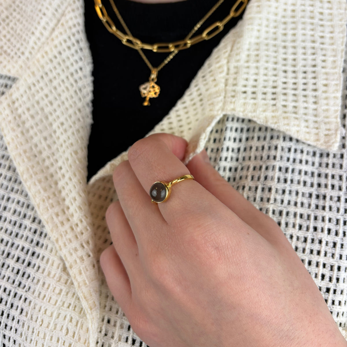 Christina Moonstone ring i forgyldt sølv – model 800-3.27.B – billede 2