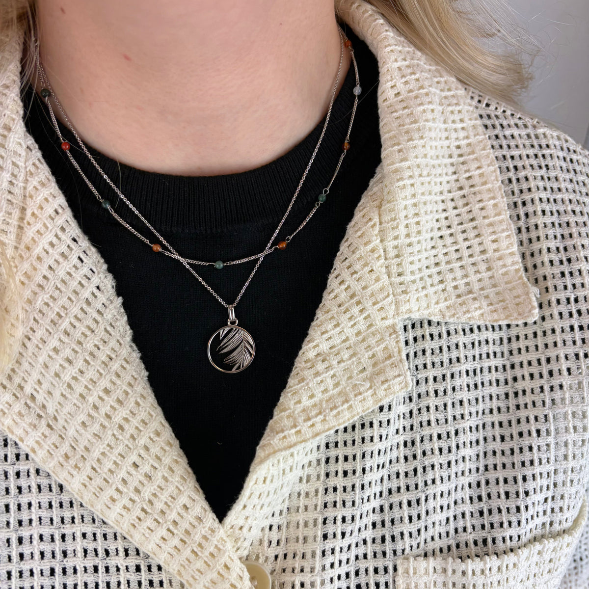 Christina Carnelian and Mos Agat halskæde i sølv – model 680-S98 – billede 2