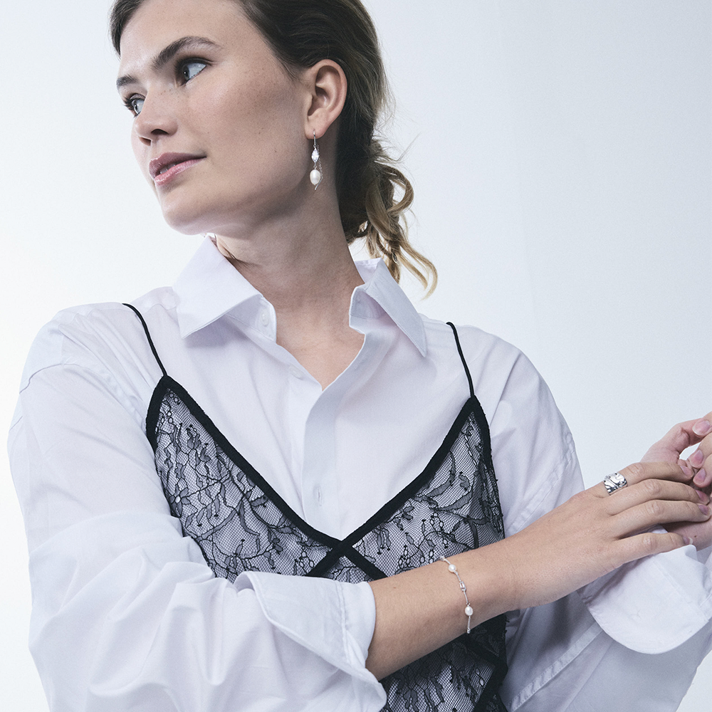 Christina Light Me Up ørehængere i sølv – model 670-S102 – billede 2