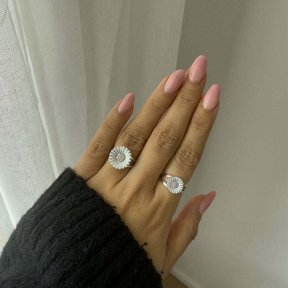 Christina Marguerit ring i sølv – model 800-5.6.A – billede 2