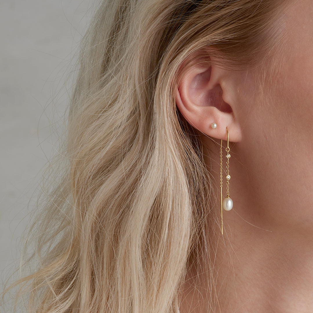 Christina Pearl Drops ørehængere i forgyldt sølv – model 670-G53 – billede 2