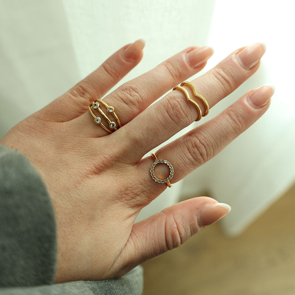 Christina Sparkly Circle ring i forgyldt sølv – model 800-3.20.B – billede 2