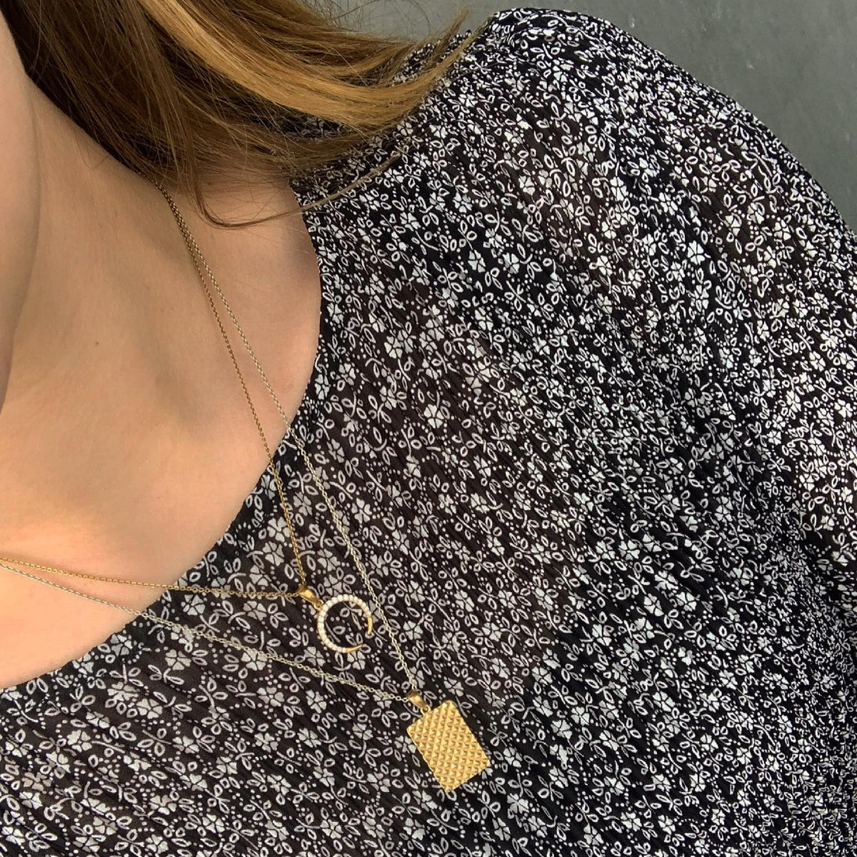 Aagaard Halskæde med Vedhæng Horn med 21 Cubic Zirkonia Forgyldt Sterling Sølv 45 cm