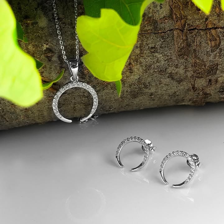 Aagaard Ørestikker Horn med 34 Cubic Zirkonia Sterling Sølv