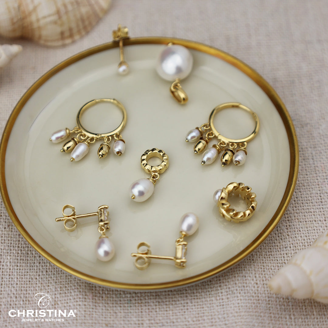Christina Magic Pearls ørehængere i forgyldt sølv – model 670-G68 – billede 5