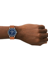 Skagen - Elegant herreur med brun læderrem og blå skive - Modelnr: SKW6943