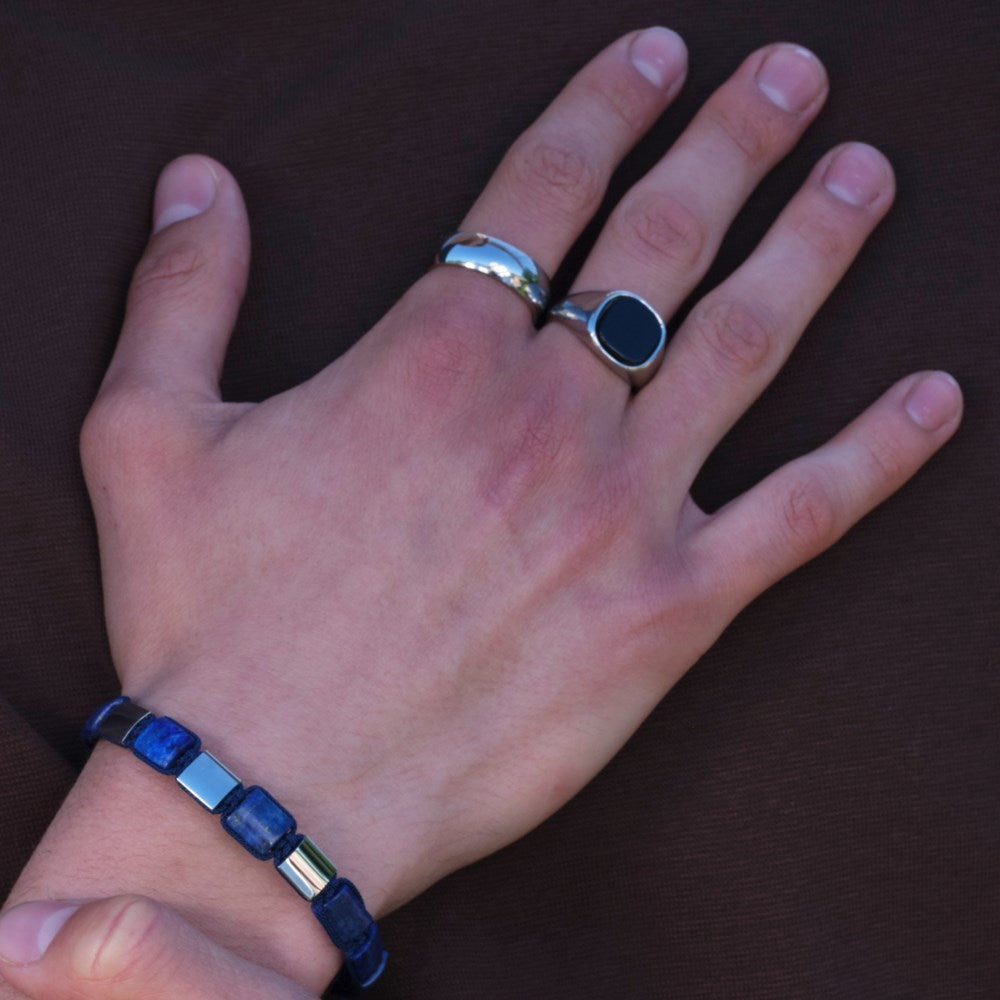 SON of NOA stålringe og stenarmbånd på herrehånd