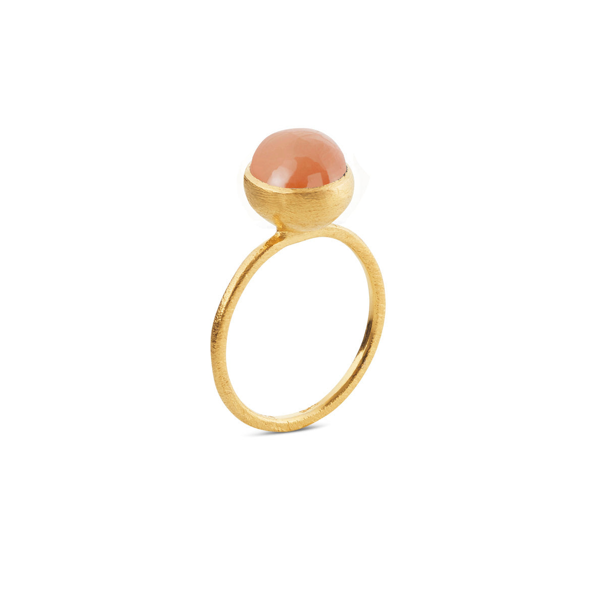 Køb Susanne Friis Bjørner - Ring med 8mm cab-peach månesten - Model: 1692-2-124 hos Guldsmed Smeds