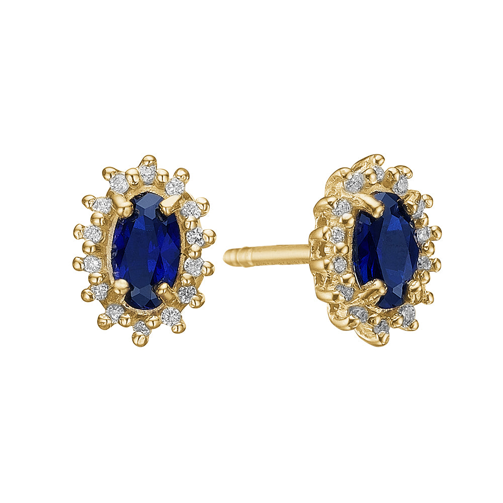 Køb Aagaard - Ørestikker 8 kt, safir og diamanter f/c 32 x 0,0025ct p1 - 2 x safir 5 x 3 mm - Model: 1671-G8-21 hos Guldsmed Smeds