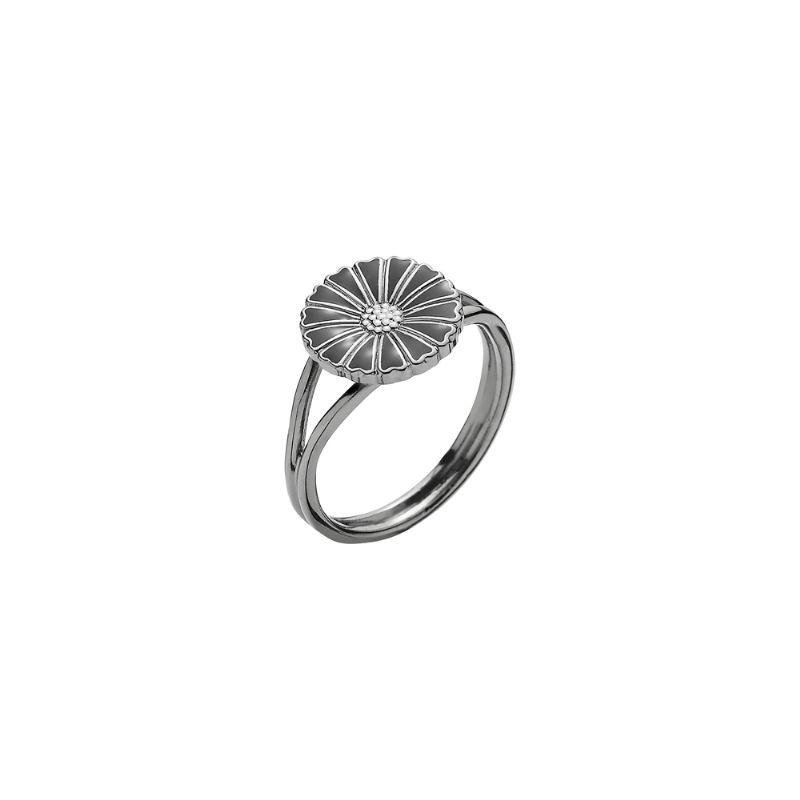 Køb Lund of Copenhagen - MARGUERITE RING SORT RHOD. 925S - Modelnr.: 907011-S-RH hos Guldsmed Smeds
