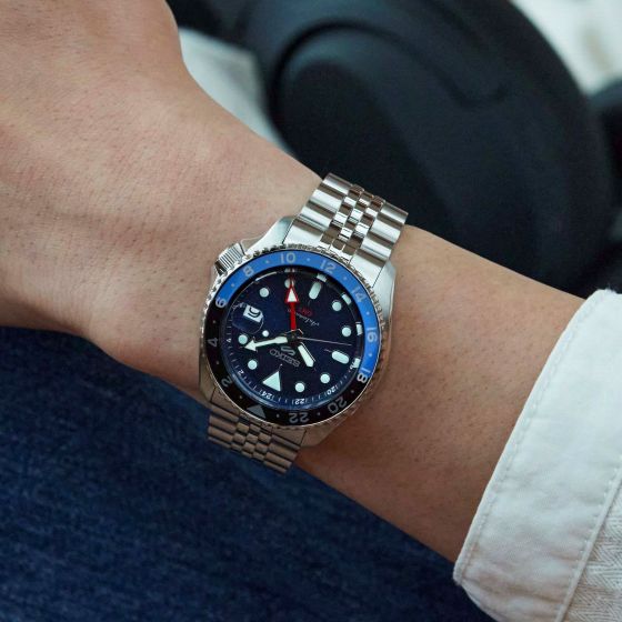 Seiko - 5 sport GMT automatik herreur, stål med lænke, mørkeblå skive, 100m - Model: SSK003K1