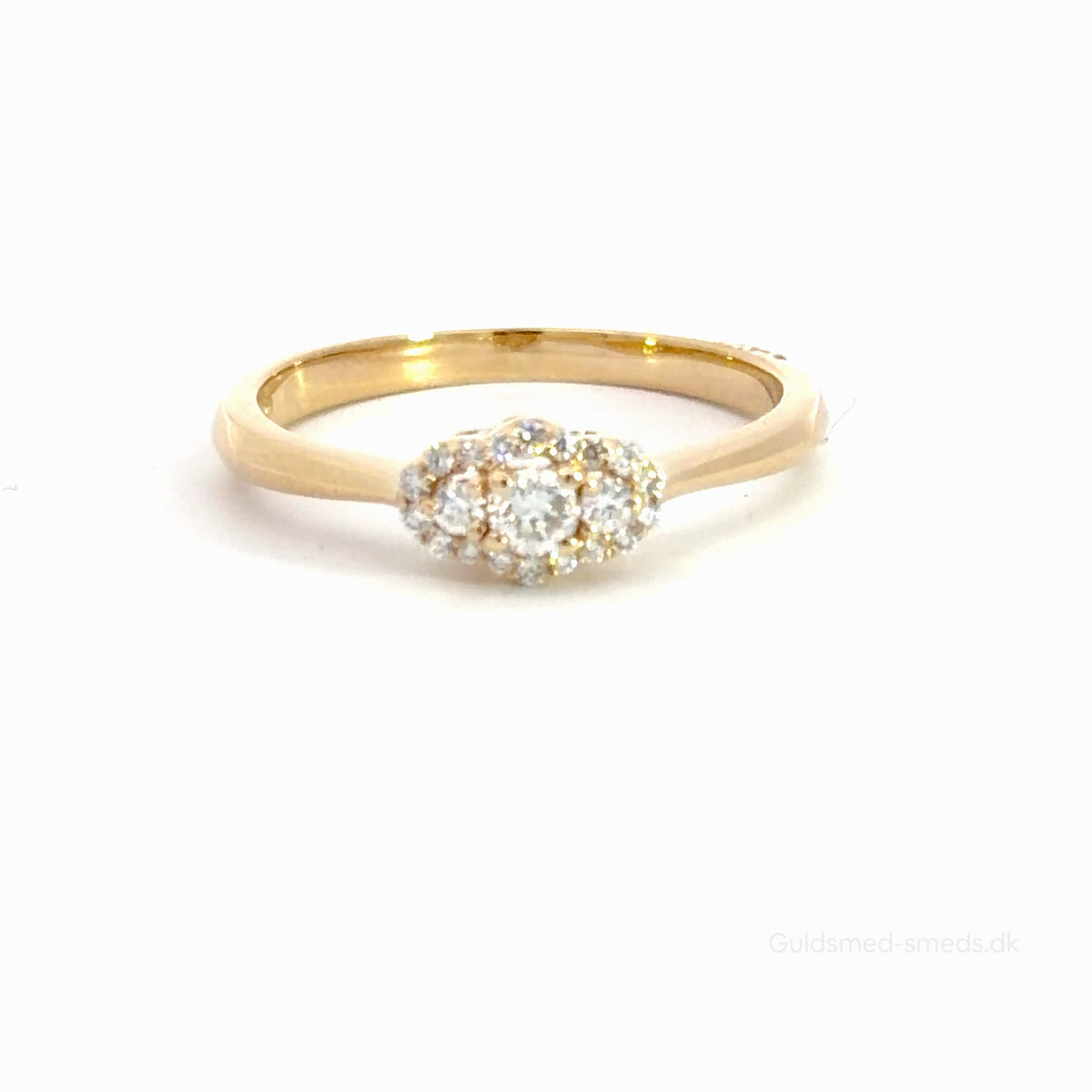 Classic Jewelry - Diamant ring i 14 kt. guld med i alt: 0,20ct diamant