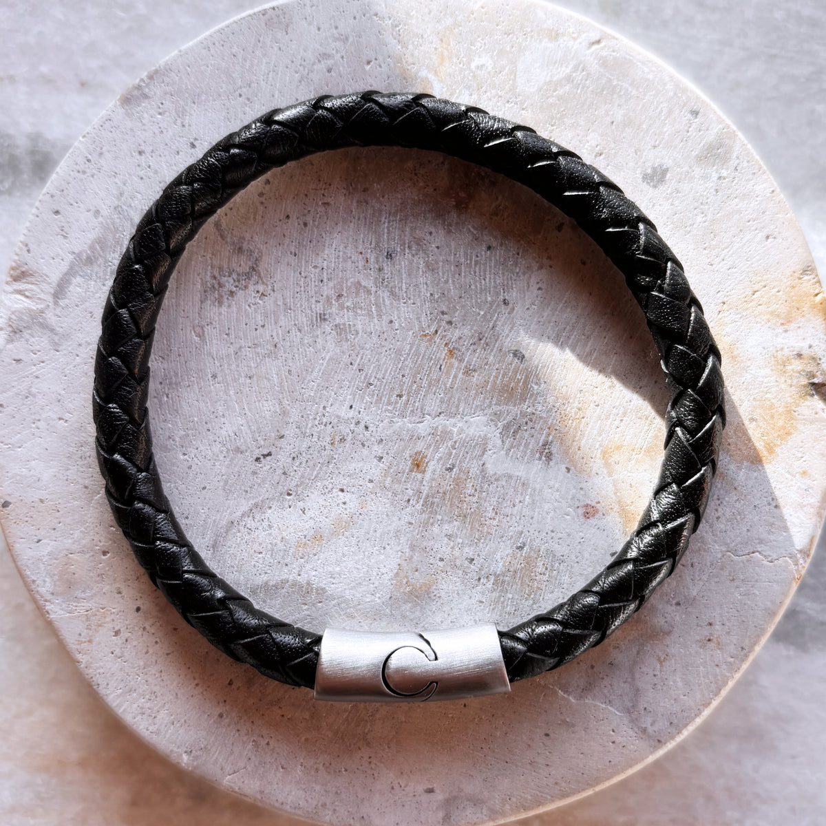 Scrouples - FORCE Herre armbånd sort flettet læder 21 cm - Model: 03501A,M