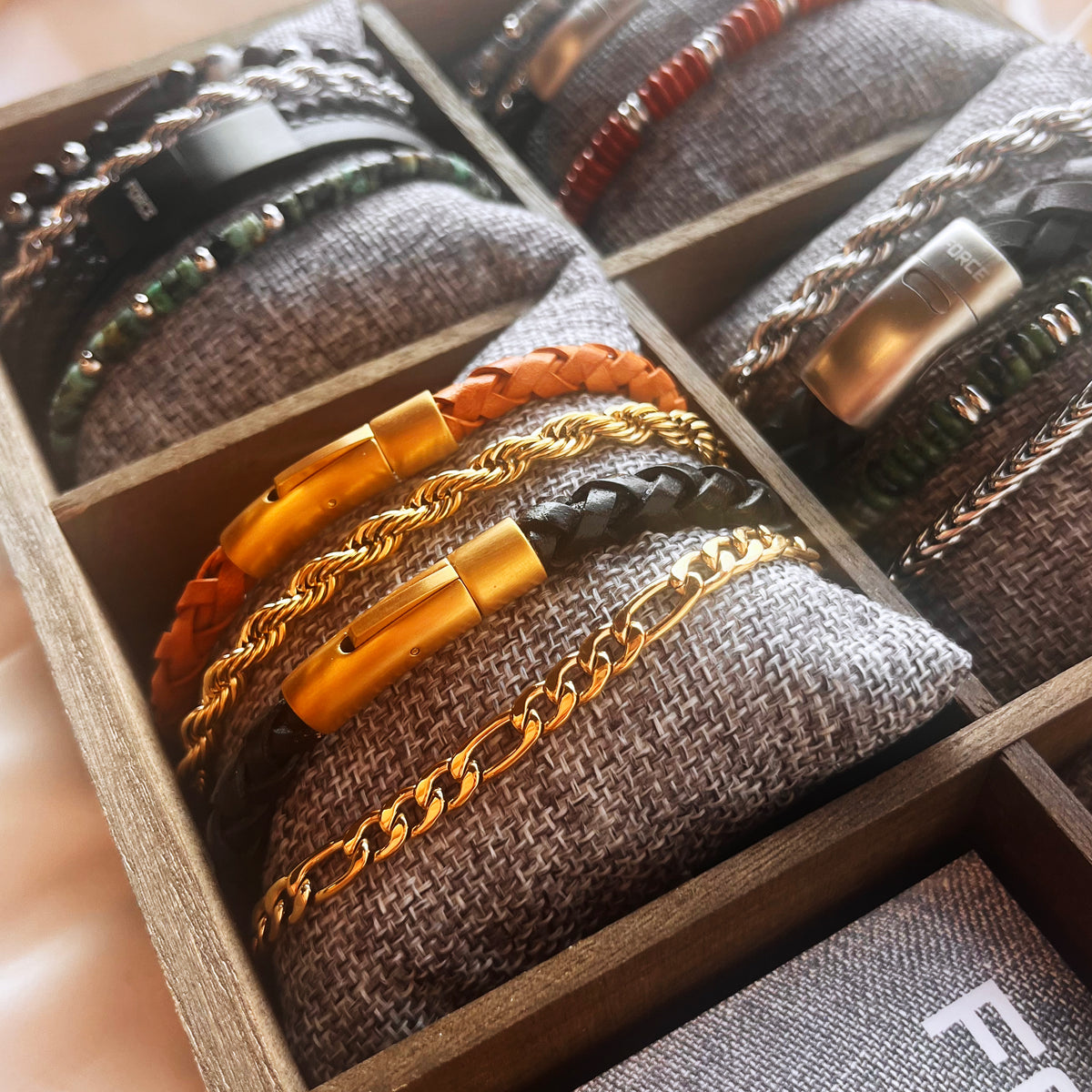 Scrouples - Armbånd, herre, forgyldt stål, cordel - Model: 03921A,M