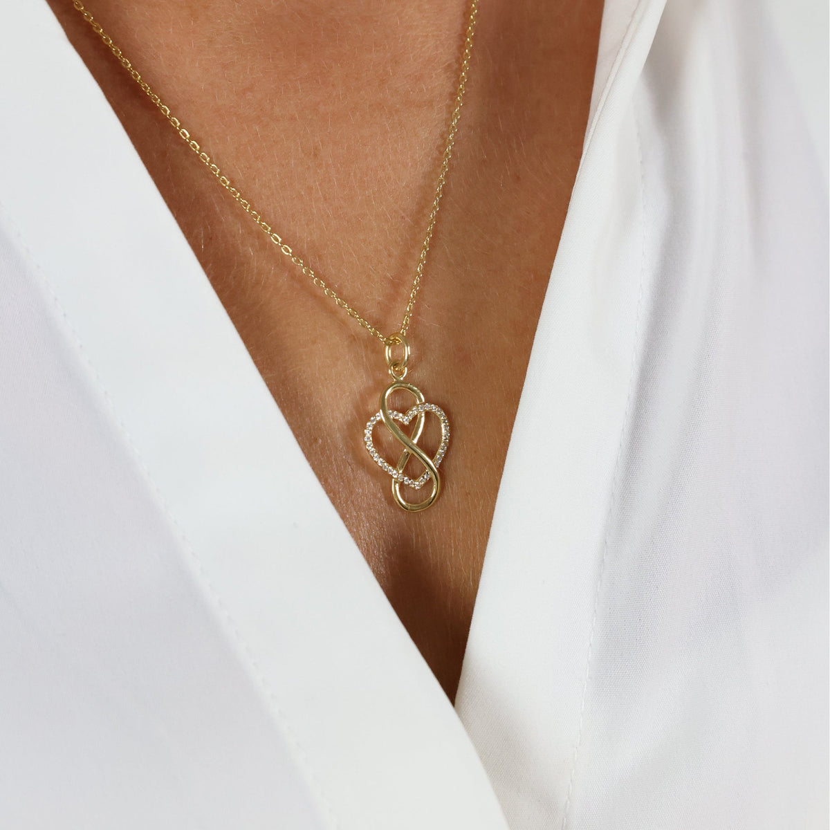 Aagaard Halskæde med Vedhæng Forever Love 8 Karat Guld Cubic Zirkonia Forgyldt Sterling Sølv Kæde 45 cm