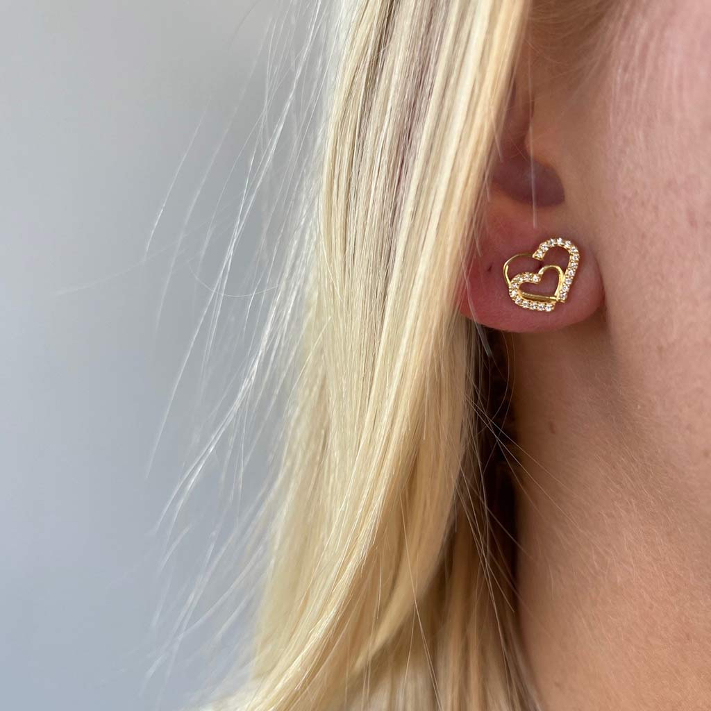 Scrouples - SoHo ørestikker dobbelt hjerte - forgyldt sølv med syntetiske zirkoner - Model: 157952