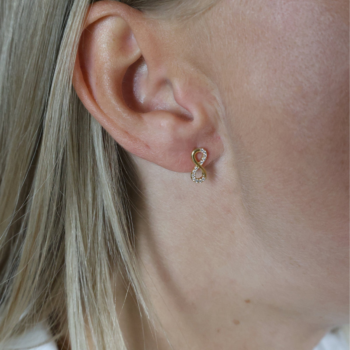 Aagaard Ørestikker Evighed med Cubic Zirkonia 8 Karat Guld