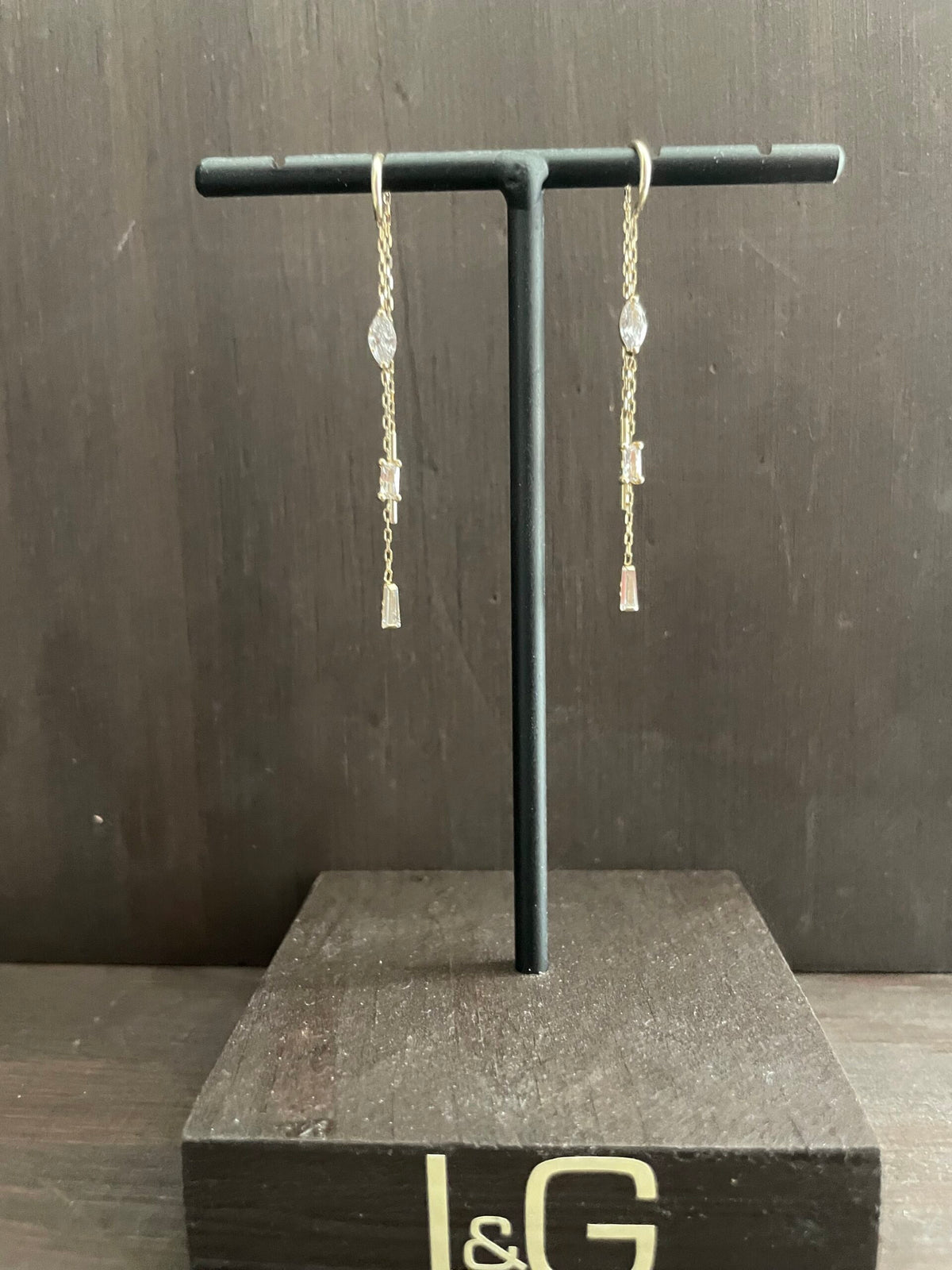 L&G - Ørebøjle 8 karat baguette zirkonia- Modelnr: LG-407220