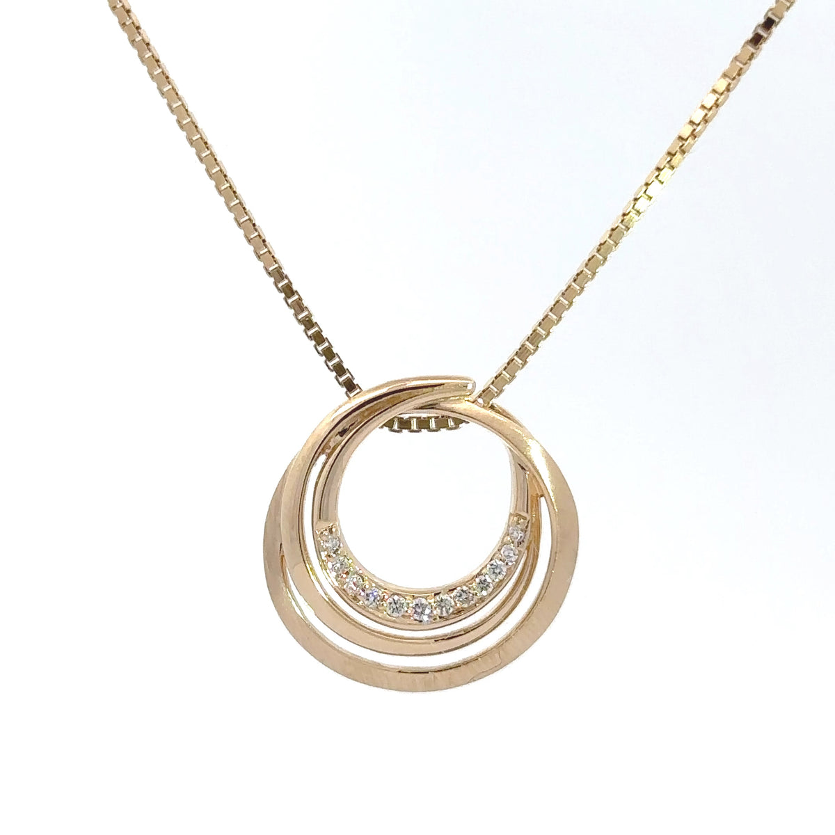 14 kt. Guld diamant vedhæng -  m. 0,07ct tw/si brillant - 20-22146