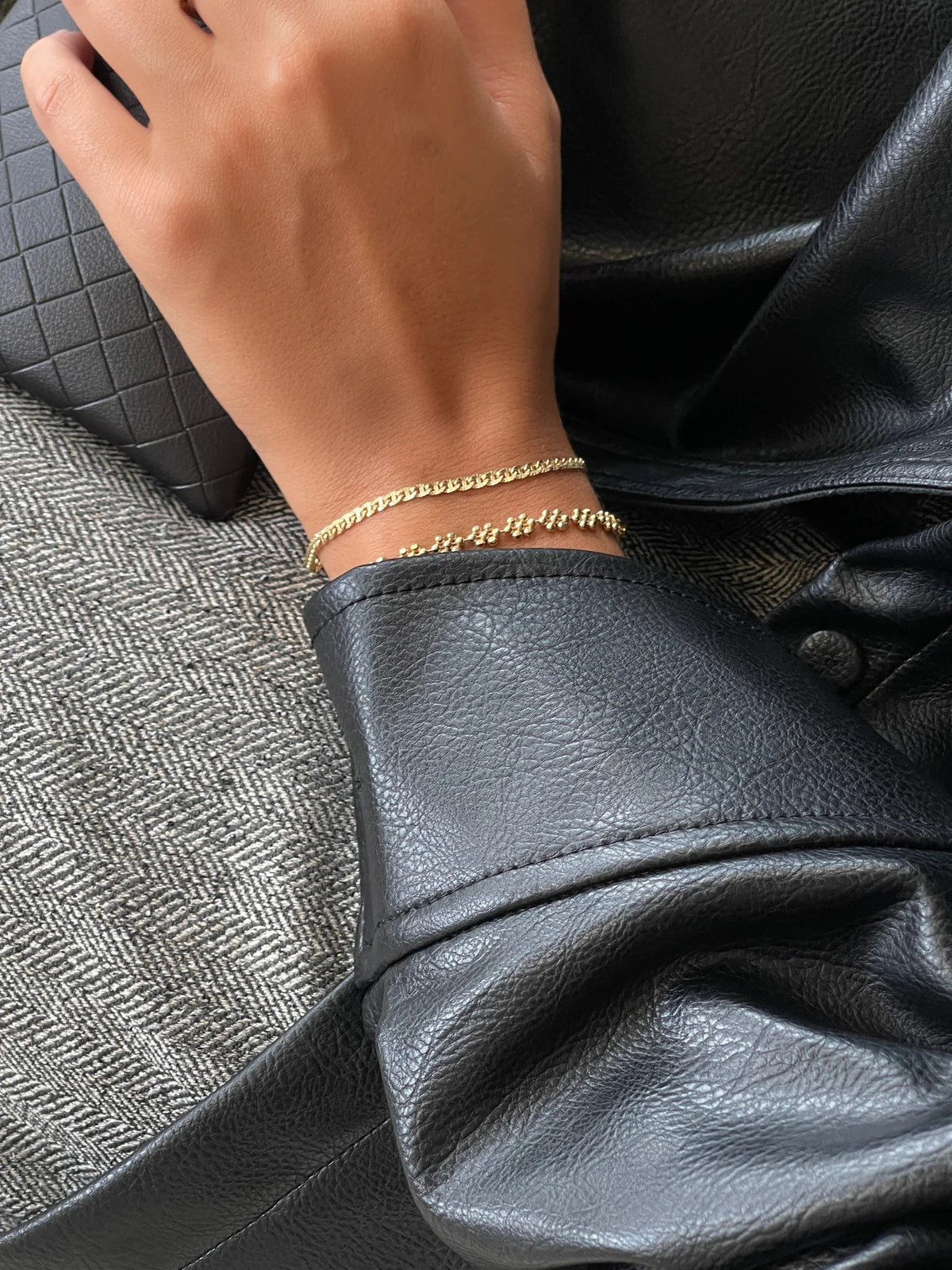 Jeberg Jewellery - Forgyldt - Luna armbånd - Model: 4675-16-EXT-Gold