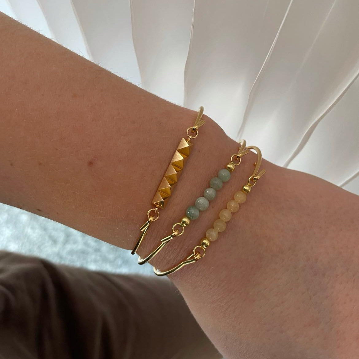 Heiring Multi armring med Pyramide top