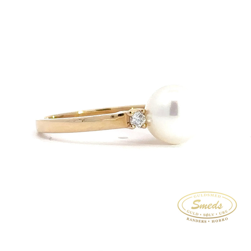 14kt Perle ring med diamant 0,10ct W/SI - Model: 40-22601