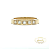 Klassisk alliancering med 5 x 0,05 ct.